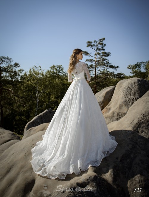 https://www.sposa-lia.com/images/stories/virtuemart/product/311      (3).jpg